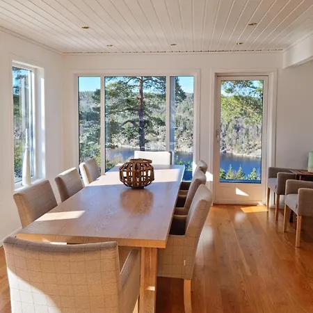 Lovely In With Sauna 別荘 Risør